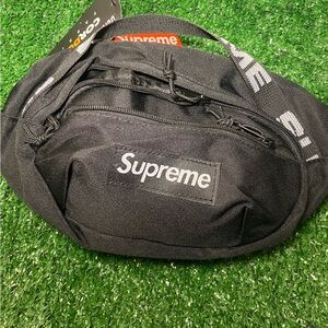Supreme Black Belt Bag